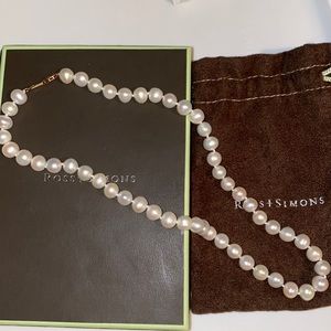 Ross + Simons pearl necklace 18”
